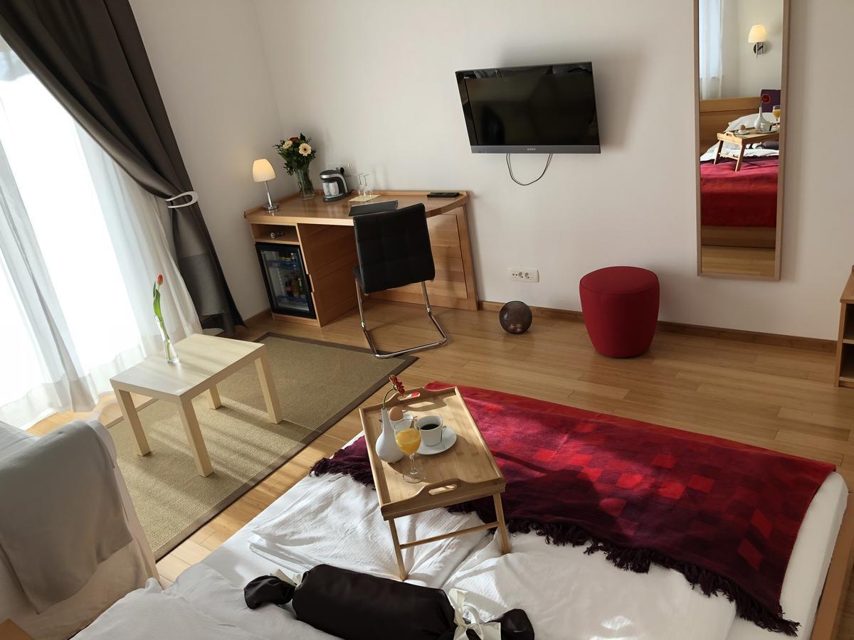 Viktoria Lodge Bed And Breakfast Vodice Luaran gambar